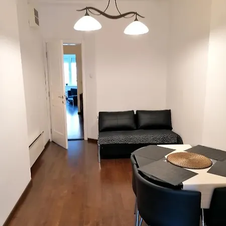 Old George - 1 Bedroom Apartment Belgrade