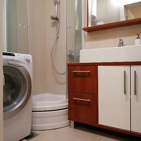 Apartment Old George - 1 Bedroom Belgrade
